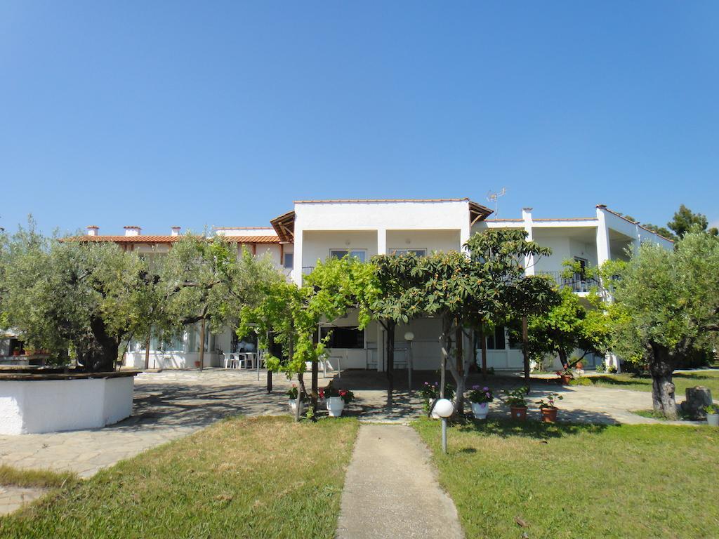 Afroditi Beach Gerakini Exterior photo