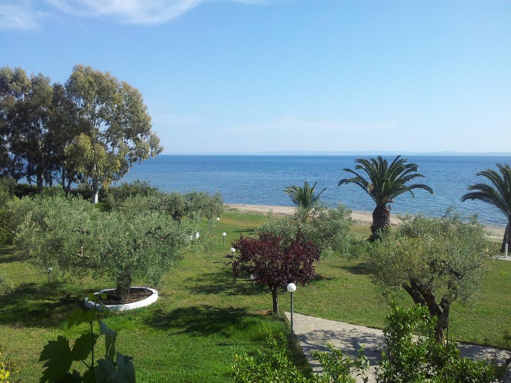 Afroditi Beach Gerakini Exterior photo