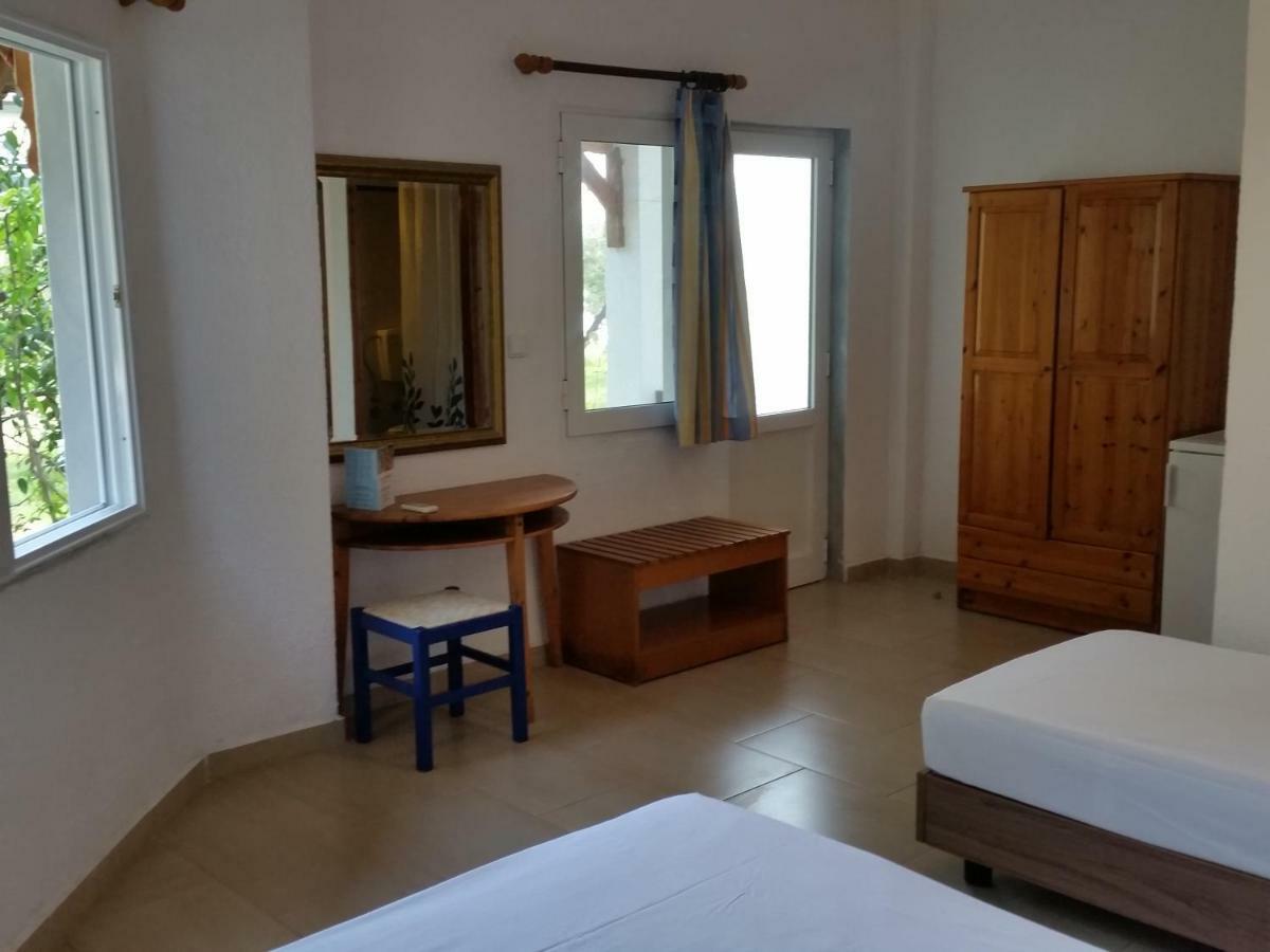 Afroditi Beach Gerakini Exterior photo